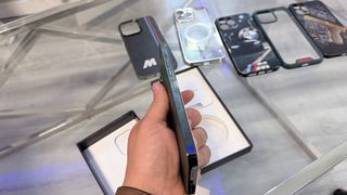 iPhone 13 Pro max 256gb Verde con 5 Fundas