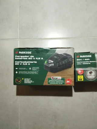 Cargador rápido y Batería Parkside 20V 4 amperios