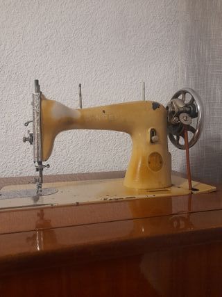 Máquina de coser Singer