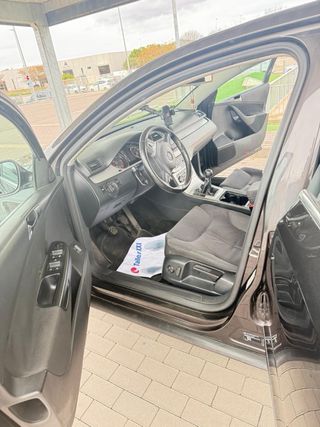 Volkswagen Passat 2010