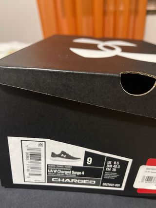Caja de Zapatos Under Armour Negra