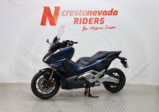 Honda Forza 750