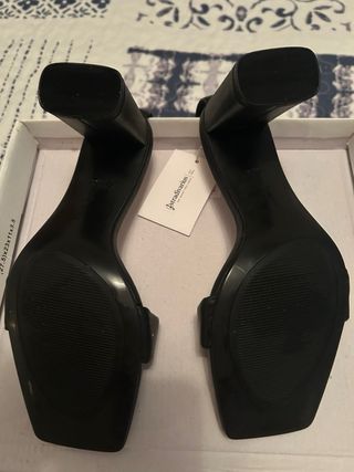 Sandalias Stradivarius Tacón Piel Negras