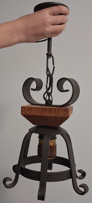 Lámpara Colgante Colonial Metal y Madera