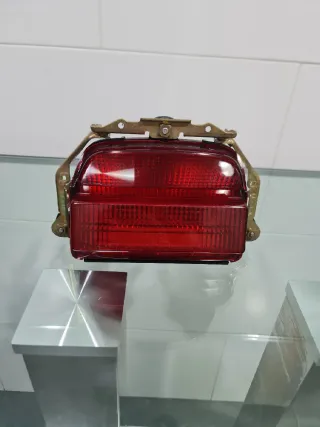 Piloto Trasero Honda CBR900RR sc28