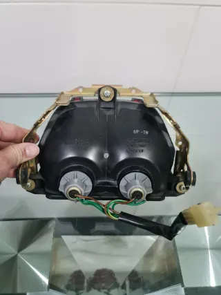 Piloto Trasero Honda CBR900RR sc28