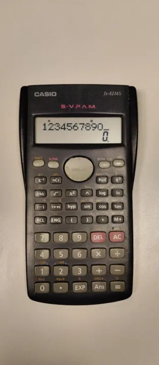 Calculadora Científica Casio fx-82MS