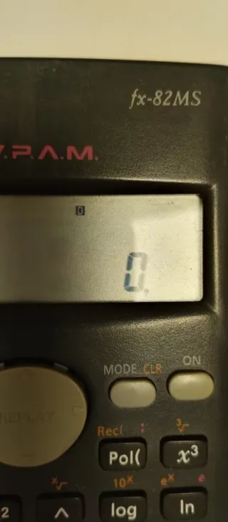 Calculadora Científica Casio fx-82MS