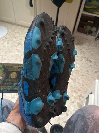 Botas de fútbol Adidas Talla 45