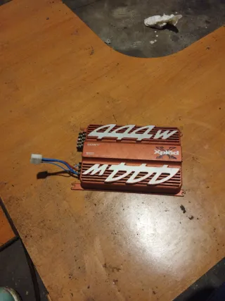 Amplificador Sony Xplod 444W Naranja