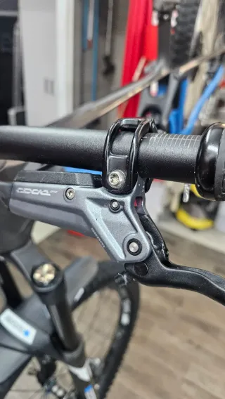 Mondraker Foxy Carbon RR