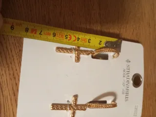 Pendientes Stradivarius Cruz Dorados