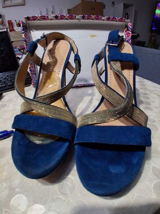 Zapatos de tacón Bruno Premi azul y dorado