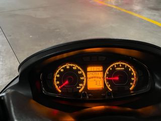 Suzuki Burgman 200 2019 Negra