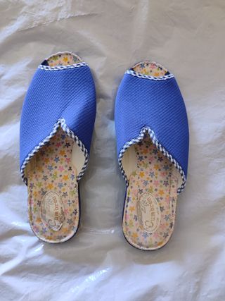 Zapatillas de estar por casa mujer cuña