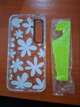Funda y soporte MOSNOVO Samsung S24