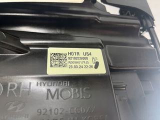 Faro derecho para Hyundai Staria