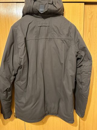 Abrigo Quechua verde oliva
