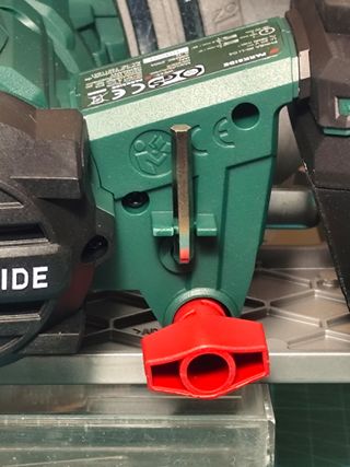 Sierra circular PARKSIDE 20v 1 Batería 2A+Cargador