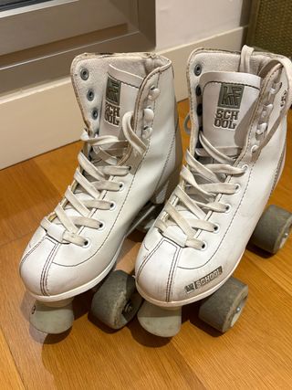 Patines de ruedas blancos niña