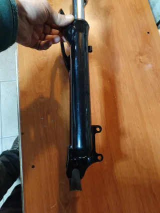 Horquilla Suntour 26 Nueva.(rosca)