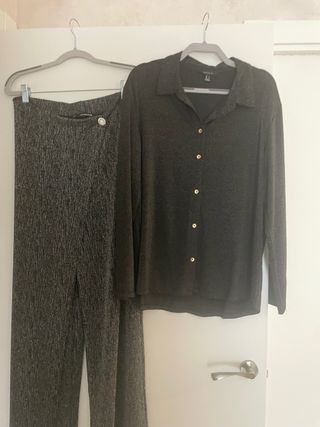 Conjunto brillo pantalón y camisa