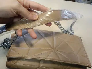 Bolso polipiel acolchado cadena