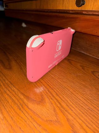 Nintendo Switch Lite Coral