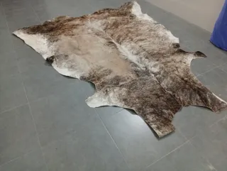 Alfombra Piel Vaca Marrón y Blanca