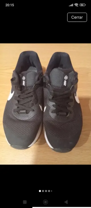 Zapatillas Nike Negras y Blancas