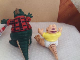 lote dos muñecos bebe sinclair dinosarios , earl s