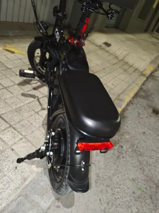 Bicicleta Eléctrica Plegable Negra