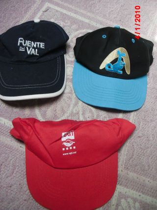 30 gorras x 4€ todas