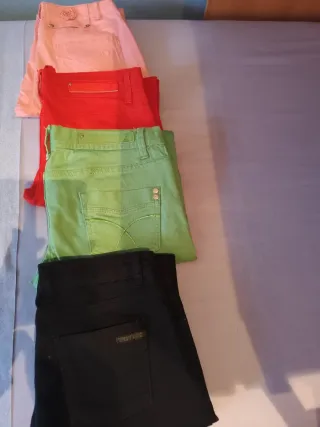 Pantalones de colores (4 unidades)