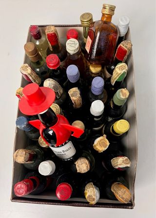 Colección de 30 Mini Botellas