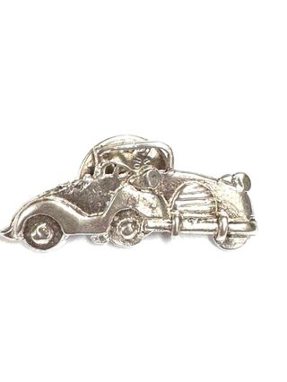 Pin Coche Plata Vintage