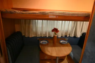 Caravana Knaus Sport con aire y toldo