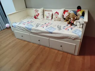 Diván HEMNES IKEA Blanco con 3 Cajones