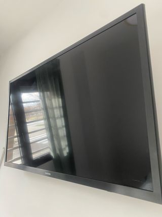 Samsung TV 32 con brazo