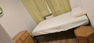 Se alquila habitación