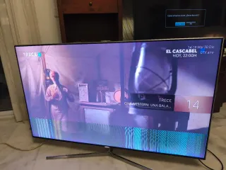 Televisor Samsung LED 4K 55 pulgadas con defecto