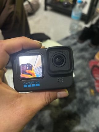 GoPro HERO 10 Black + Accessori + 3 Batterie