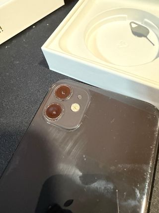 iPhone 11 Negro + funda