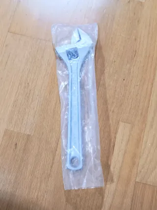 Llave inglesa marca Iroko 12" (300mm) Cr-V