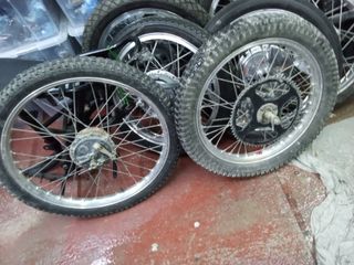 Ruedas Akront Derbi RD2 Completas