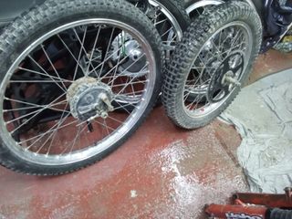 Ruedas Akront Derbi RD2 Completas