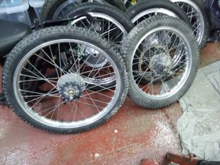 Ruedas Akront Derbi RD2 Completas
