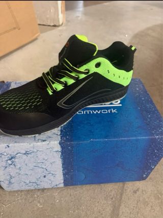 Zapatos de seguridad Sparco talla 41