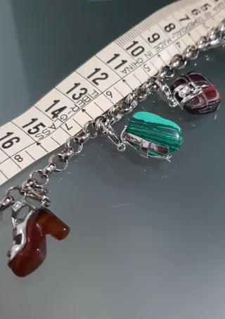 Pulsera Luxenter con charms de bolsos y zapatos