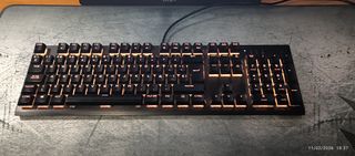 Corsair K60 RGB PRO Teclado Mecánico